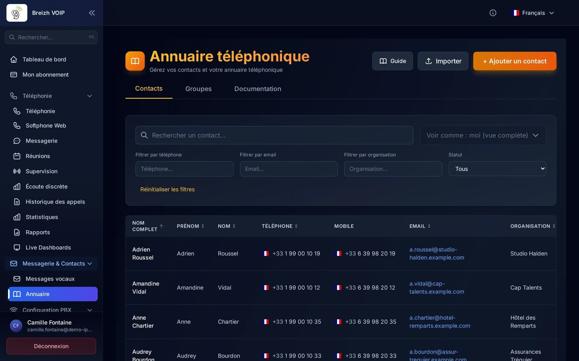 L'annuaire téléphonique, avec sa recherche, ses filtres et la liste des contacts.