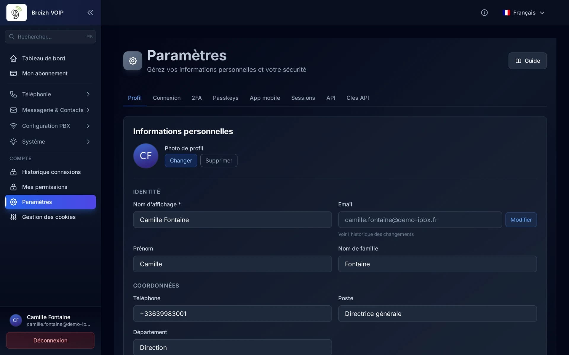 L'onglet Profil rassemble votre identité, vos coordonnées et vos préférences d'affichage.